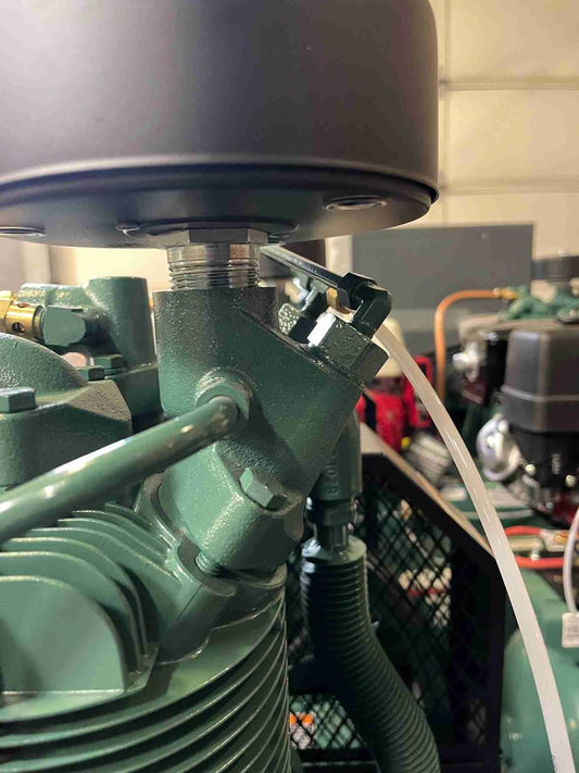 M1423, Champion Manifold LP Exhaust R40 Pump